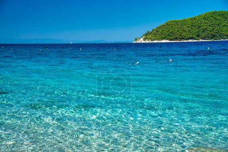 Téléchargez les photos : Milia Beach en saison estivale, Skopelos, Grèce. - en image libre de droit