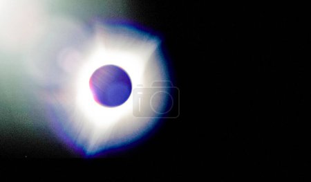 Foto de Eclipse solar total. El momento antes de la totalidad - Imagen libre de derechos