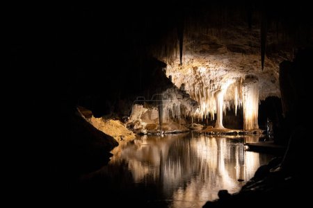 Foto de Cueva del Lago en Margaret River, Australia. - Imagen libre de derechos
