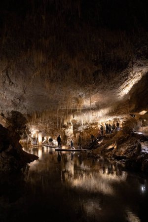 Foto de Cueva del Lago en Margaret River, Australia. - Imagen libre de derechos