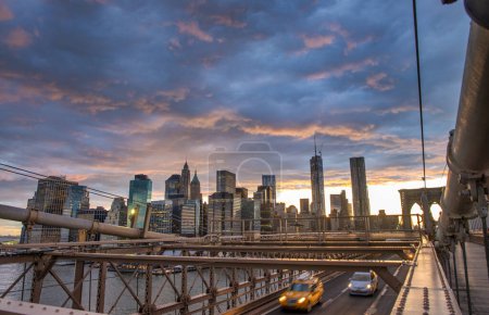 Foto de Puente de Brooklyn en Nueva York al atardecer
. - Imagen libre de derechos