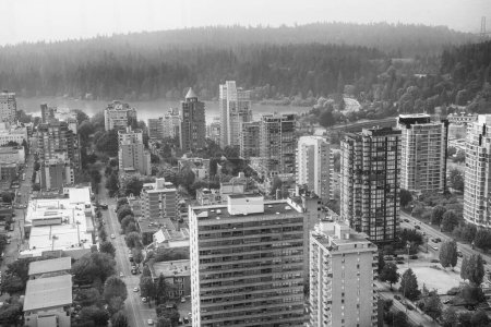 Foto de Increíble vista aérea del horizonte de Vancouver al atardecer, Canadá - Imagen libre de derechos