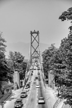 Téléchargez les photos : Pont de la Porte Lions à Vancouver, Canada
. - en image libre de droit