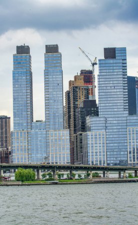 Téléchargez les photos : Bâtiments de Manhattan à New York. - en image libre de droit