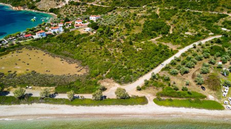 Téléchargez les photos : Belle vue aérienne de la plage d'Alonissos, Grèce - en image libre de droit