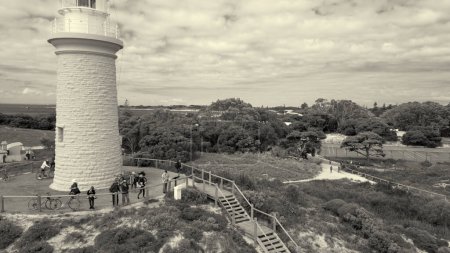 Téléchargez les photos : Vue Aérienne du Phare De Bathurst à Rottnest Island, Australie. - en image libre de droit