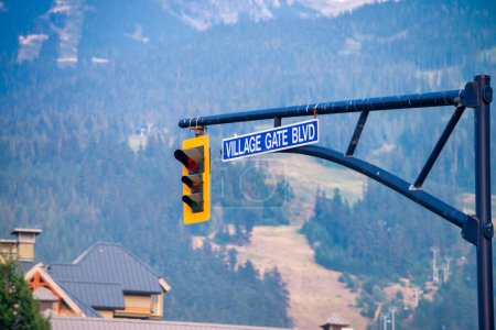 Foto de Señal de tráfico en Whistler Canadá. - Imagen libre de derechos