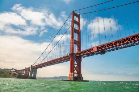 San Francisco, Golden Gate Bridge d'un bateau de croisière.