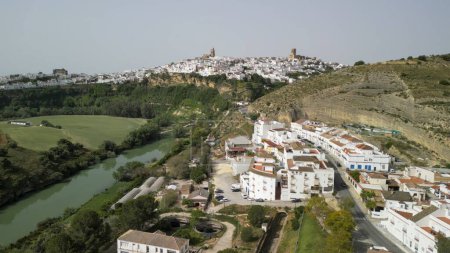 Foto de Vista aérea de Arcos de la Frontera, sur de España. - Imagen libre de derechos