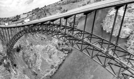 Foto de Vista aérea del puente Perrine Memorial Bridge en Jerome, Idaho. - Imagen libre de derechos