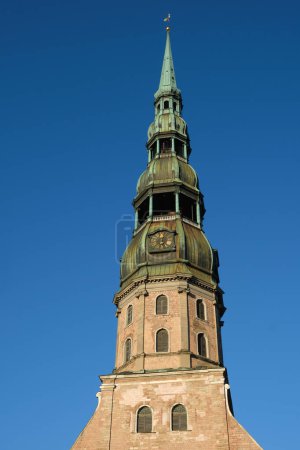 Téléchargez les photos : Ancienne église Saint Peters, Riga, Lettonie. - en image libre de droit