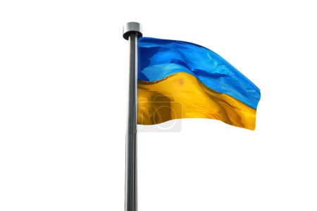 Téléchargez les photos : Drapeau de l'Ukraine agitant sur le mât isolé sur fond blanc. Prêt à l'emploi dans la conception - en image libre de droit
