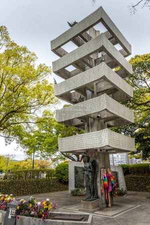 Gedenkturm für die mobilisierten Studenten in Hiroshima, Japan