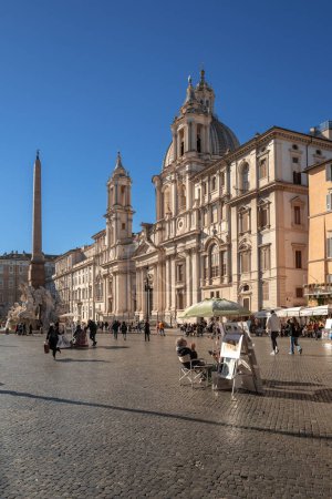 Foto de Roma, Italia- Noviembre 2022: La hermosa arquitectura de Piazza Navona - Imagen libre de derechos