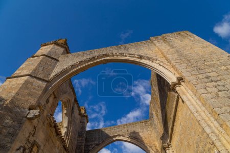 Magnifiques ruines du monastère de San Anton - Castrojeriz, Castille et Léon, Espagne
