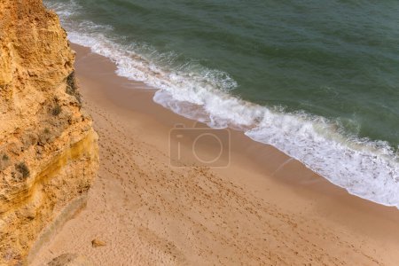Foto de Praia da Marinha, Armacao de Pera, Algarve, Portugal - Imagen libre de derechos