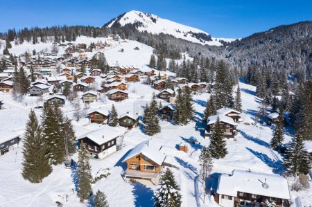 Téléchargez les photos : L'hiver dans les Alpes suisses, Suisse - en image libre de droit
