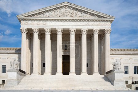 Téléchargez les photos : US Supreme court building on the capitol hill in Washington DC, United States of America - en image libre de droit