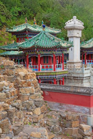 Téléchargez les photos : BEIJING, CHINE - 15 OCTOBRE 2017 : Palais d'été, palais impérial chinois et jardin de la dynastie Jin à la fin de la dynastie Qing (1150 à 1912
). - en image libre de droit