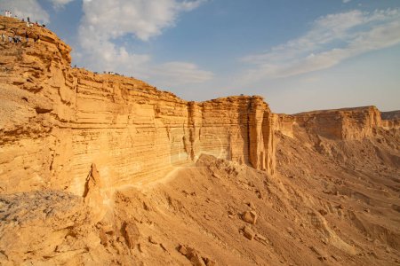 Téléchargez les photos : Edge of the World, destination touristique populaire et point de vue près de Riyad, Arabie Saoudite - en image libre de droit
