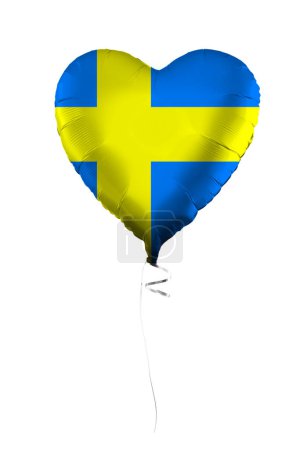 Foto de Concepto de Suecia. Globo con bandera sueca aislada sobre fondo blanco. Educación, caridad, emigración, viajes y aprendizaje de idiomas - Imagen libre de derechos