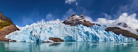 Vista panorámica del Glaciar Spegazzini, Lago Argentino, Patagonia, Argentina