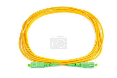 Foto de Cable de cable de conexión de fibra óptica sobre fondo blanco - Imagen libre de derechos