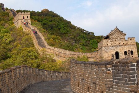 Téléchargez les photos : Grande Muraille célèbre de Chine, section Mutianyu, situé à proximité de la ville de Pékin - en image libre de droit