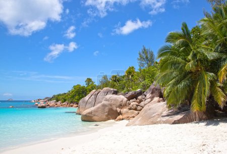 Foto de Famous Beach Anse Lazio on the Praslin island, Seychelles - Imagen libre de derechos