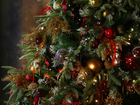 Téléchargez les photos : Nouvel an ou intérieur de Noël à la maison ou dans le Studio. Concept de vacances. - en image libre de droit