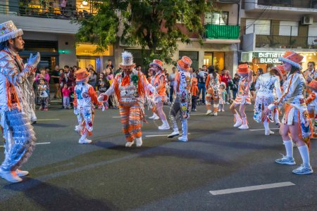 Foto de Buenos Aires, Argentina - 19 de febrero de 2023: Participantes en el carnaval de Buenos Aires Argentina - Imagen libre de derechos