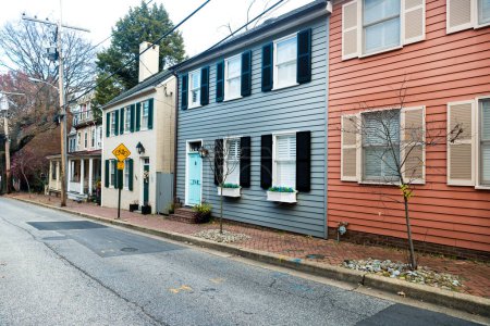 Foto de Ciudad histórica de Annapolis en la bahía de Chesapeake de Maryland. Arquitectura de casas antiguas. - Imagen libre de derechos