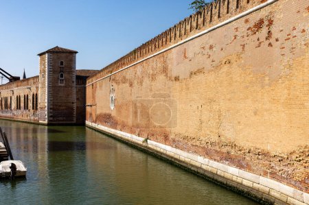 Téléchargez les photos : Vue de l'Arsenal vénitien (Arsenale di Venezia) un complexe d'anciens chantiers navals et d'anciennes armureries, Venise, Italie - en image libre de droit