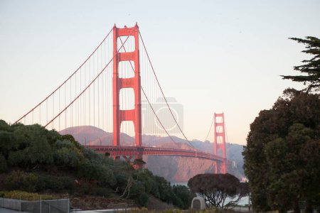 Téléchargez les photos : Vue panoramique du pont de la porte d'or san Francisco - en image libre de droit