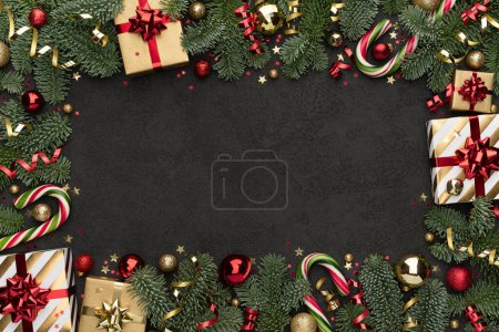 Téléchargez les photos : Cadre de décoration de Noël sur fond noir - en image libre de droit