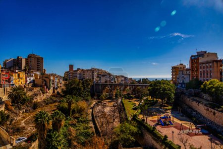 hermoso paisaje colorido de la ciudad de Villajoyosa en España
