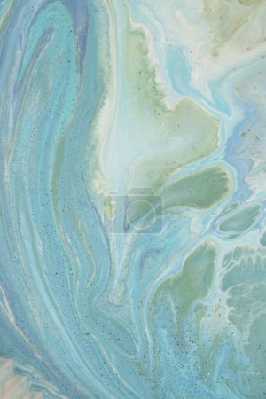 Téléchargez les photos : Bulles de savon et de mousse. Contexte abstrait. Texture de marbre. Couleurs acryliques. - en image libre de droit
