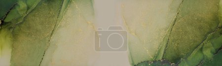 Foto de Mancha de flujo de humo de tinta de acuarela y alcohol sobre fondo horizontal de papel. Verde oliva, beige y oro colores neutros. Textura de mármol. - Imagen libre de derechos