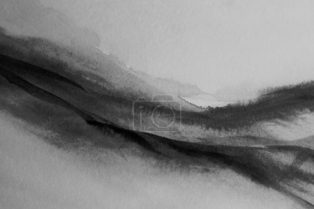 Foto de Tinta acuarela dibujado a mano humo flujo mancha manchas paisaje sobre fondo de textura de papel de grano húmedo. Colores blanco y negro. - Imagen libre de derechos