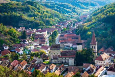Téléchargez les photos : Eglise évangélique saxonne médiévale fortifiée dans le village Seica Mica (Kleinschelken en allemand) Transylvanie, Roumanie - en image libre de droit