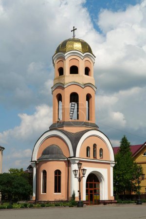 Téléchargez les photos : Bell tower of Church of the Nativity of Christ, 14-15 century in Halych town, western Ukraine - en image libre de droit