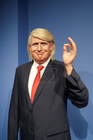 Foto de BUKOVEL, UCRANIA, 5 de octubre de 2022: Cifra de cera de Donald John Trump, empresario, político y 45º presidente de los Estados Unidos de América - Imagen libre de derechos
