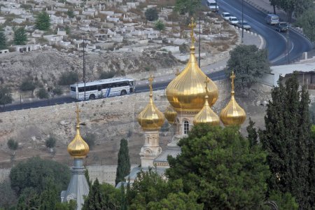 Téléchargez les photos : Église russe de Marie-Madeleine située sur le Mont des Oliviers à Jérusalem, Israël - en image libre de droit