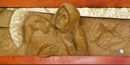 XIII Estaciones de la Cruz, cuerpo de Jesús se retira de la cruz, capilla en el Convento de las Hermanas Franciscanas de la Inmaculada Concepción en Zagreb, Croacia