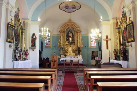 Téléchargez les photos : Église paroissiale Sainte-Marie-Madeleine à Prilisce, Croatie - en image libre de droit
