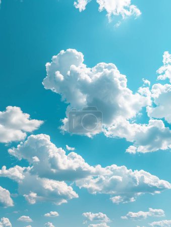 La atmósfera serena bajo un cielo azul claro con nubes blancas esponjosas en un día soleado celestial era tranquila y vasta