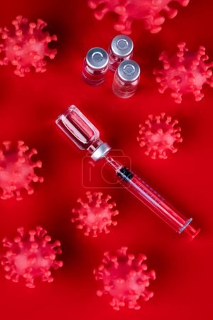 Téléchargez les photos : Fermer la seringue médicale avec un vaccin - en image libre de droit