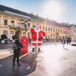 04 January 2024, Novi Sad, Serbia: festive atmosphere as the city streets come alive with holiday cheer and vibrant decorations, creating a magical ambiance for visitors and locals alike.