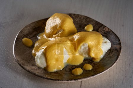 Téléchargez les photos : Oeufs la neige, French dessert, also called Floating Island or Eggs in Snow - en image libre de droit
