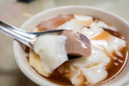 taiwanese traditional snack of tofu pudding, closeup images